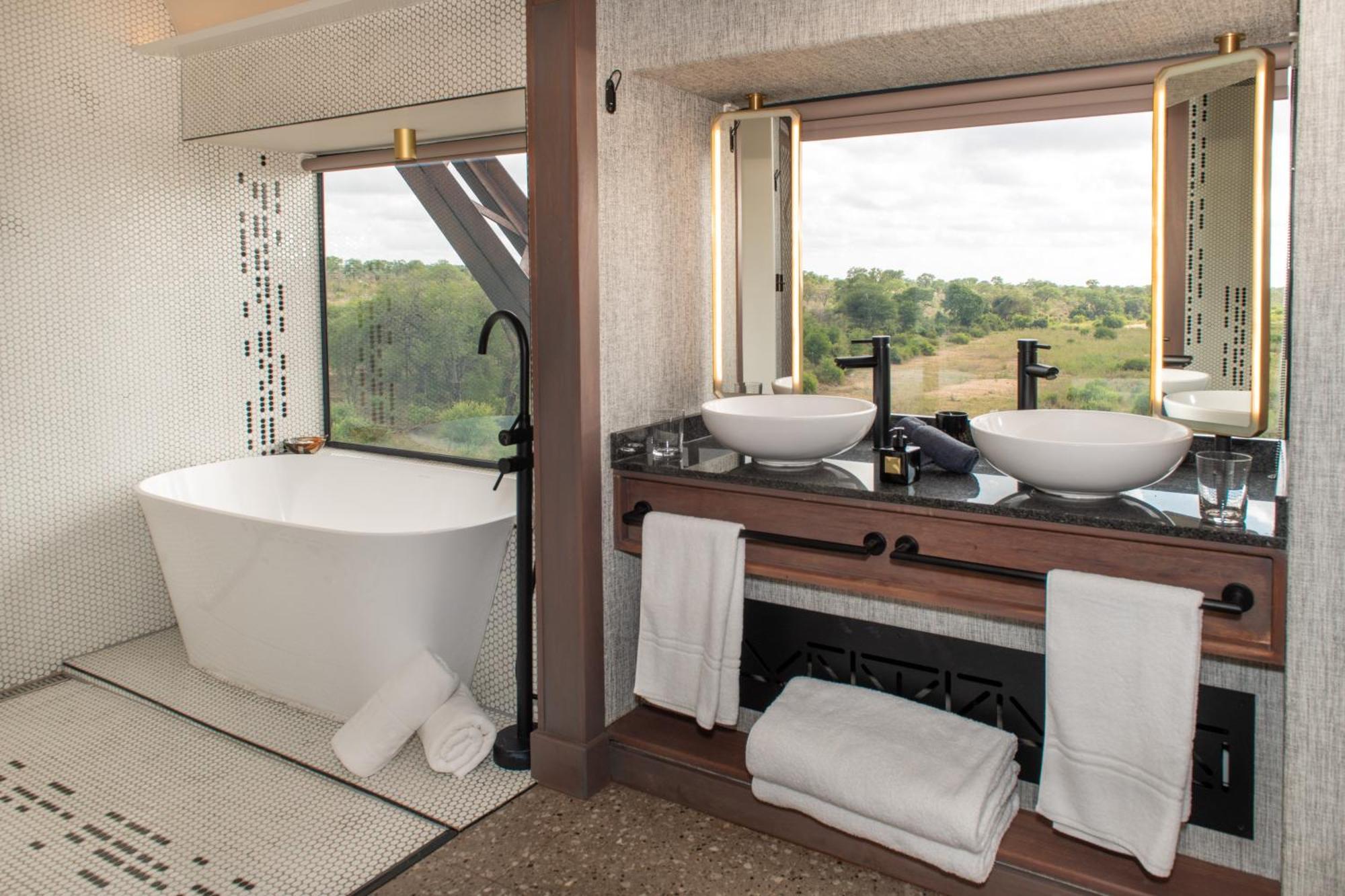 Kruger Shalati - Train On The Bridge & Garden Suites Skukuza Dış mekan fotoğraf